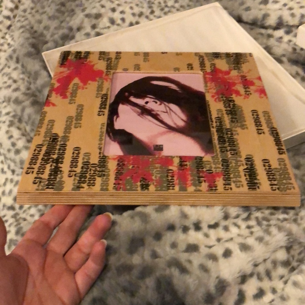 Contemporary Photo Frame - Picture 6 of 11